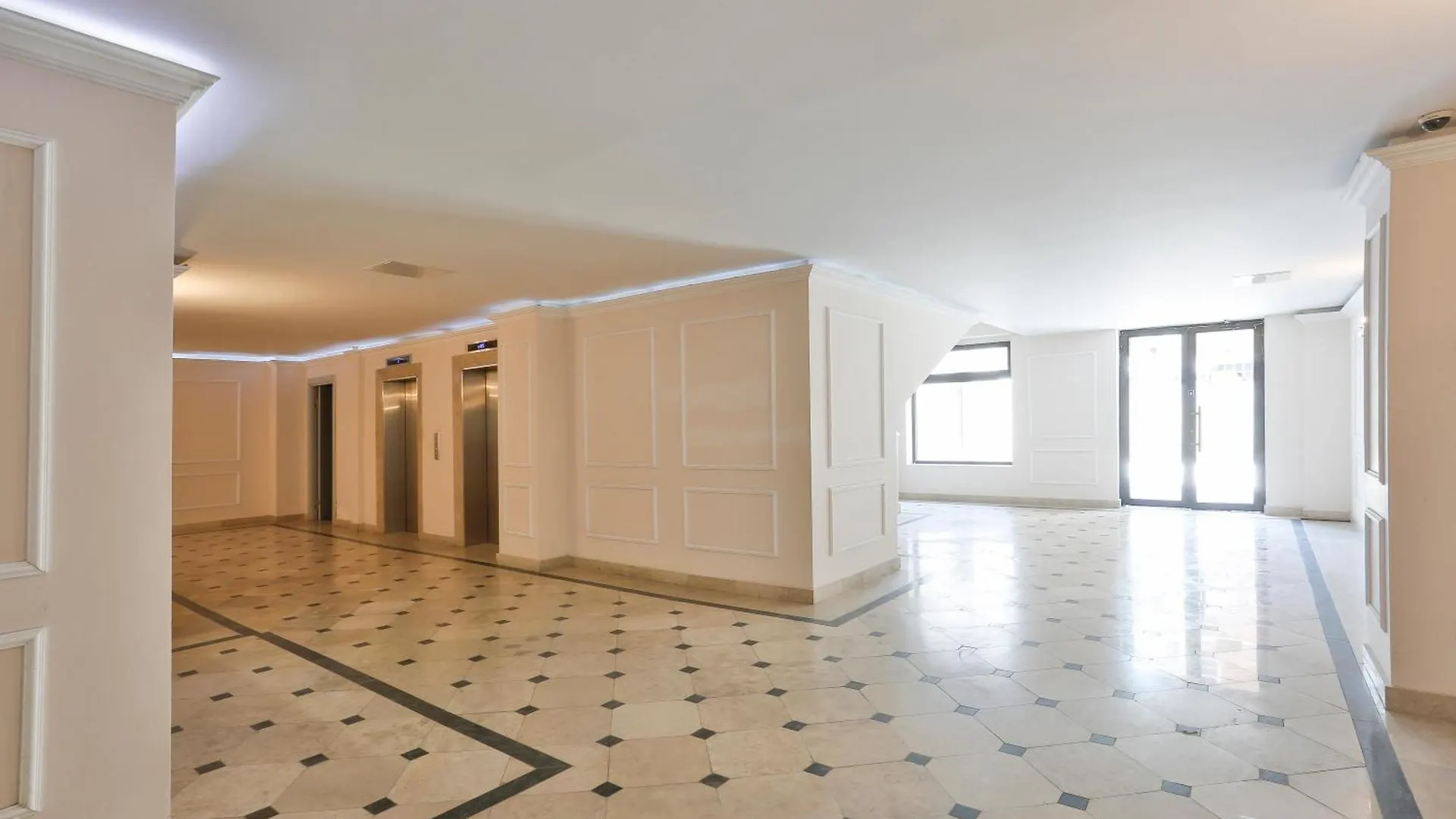 5Bd-5Bth Apartment In Tbilisi City Center