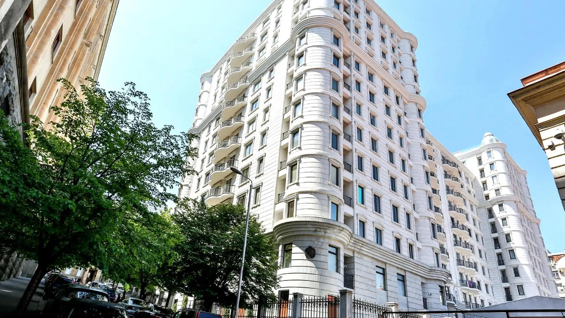 5Bd-5Bth Apartment In Tbilisi City Center