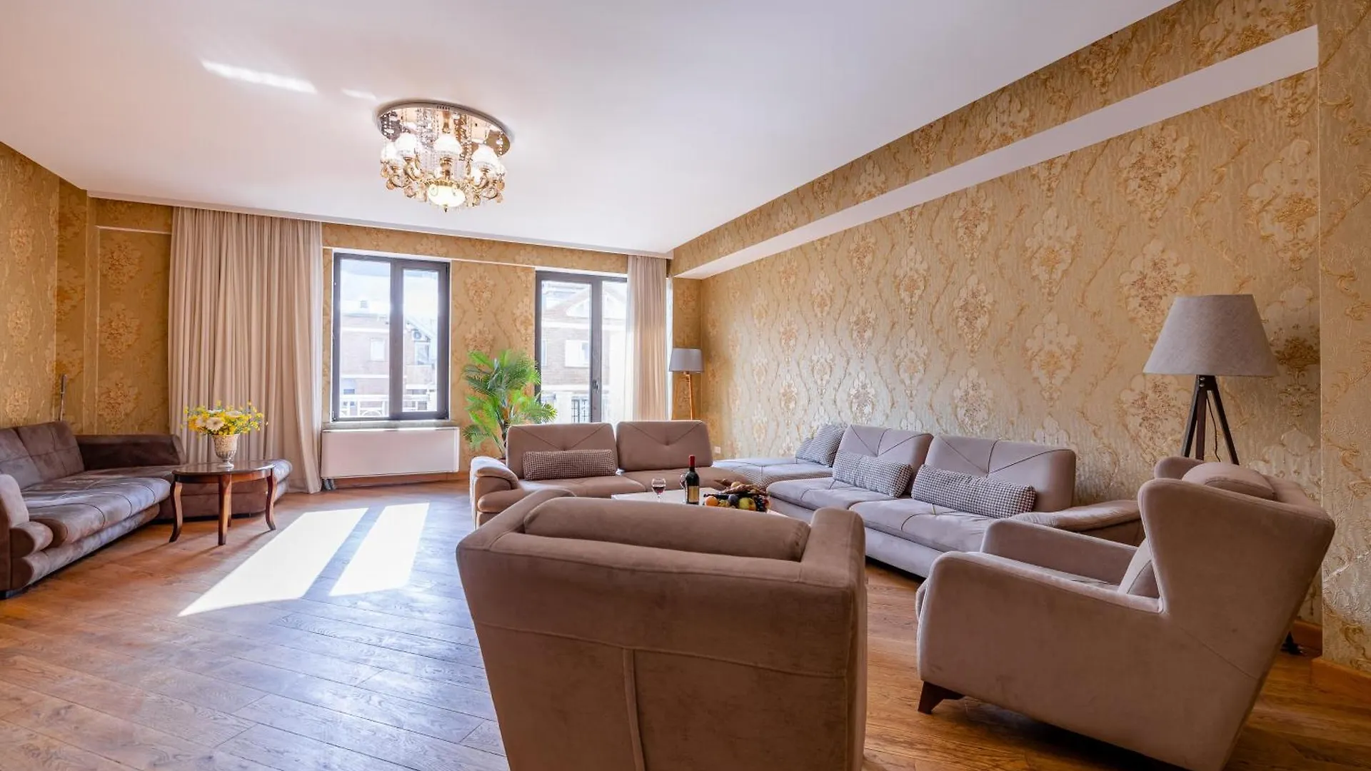 5Bd-5Bth Apartment In Tbilisi City Center