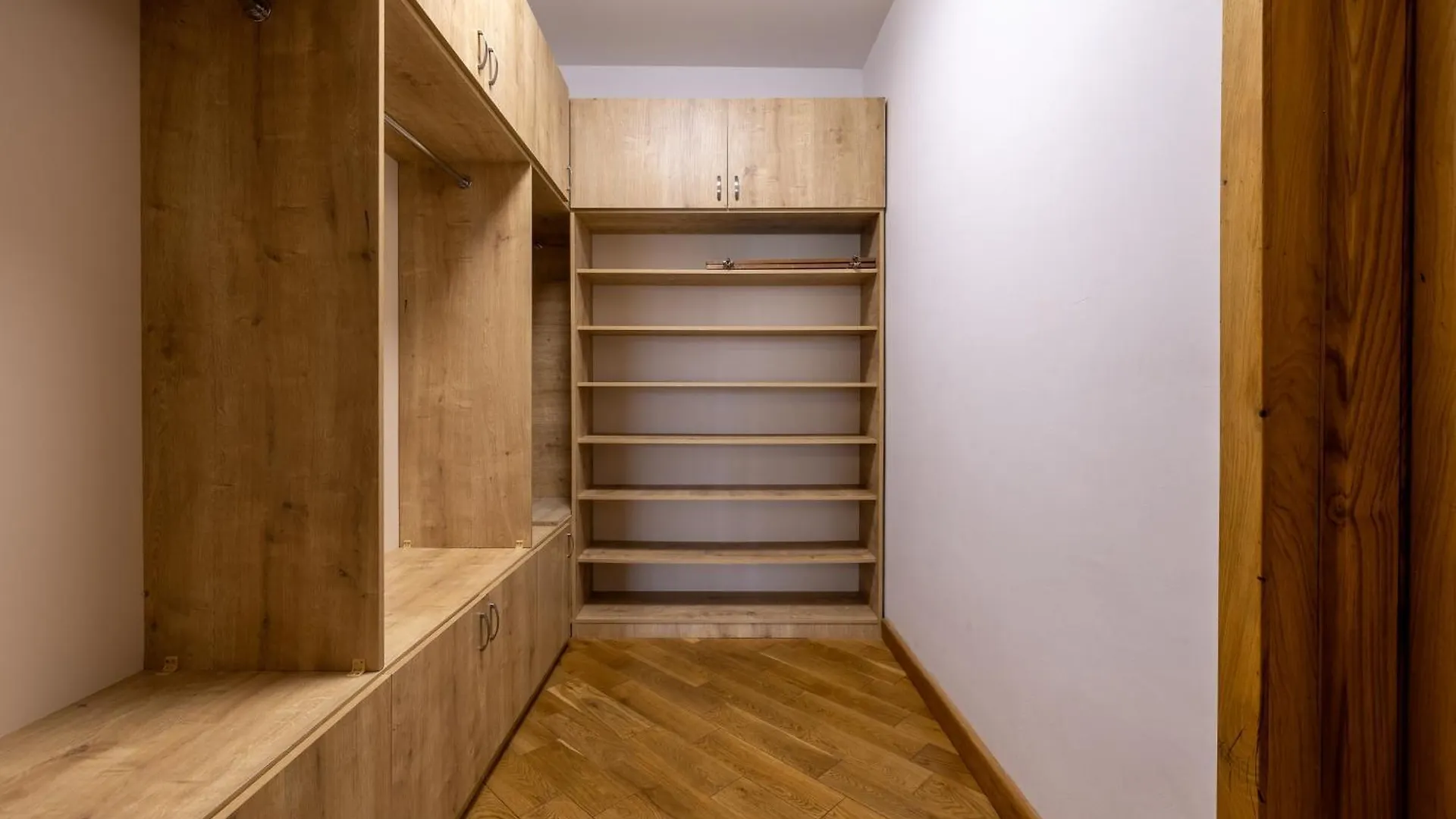 5Bd-5Bth Apartment In Tbilisi City Center